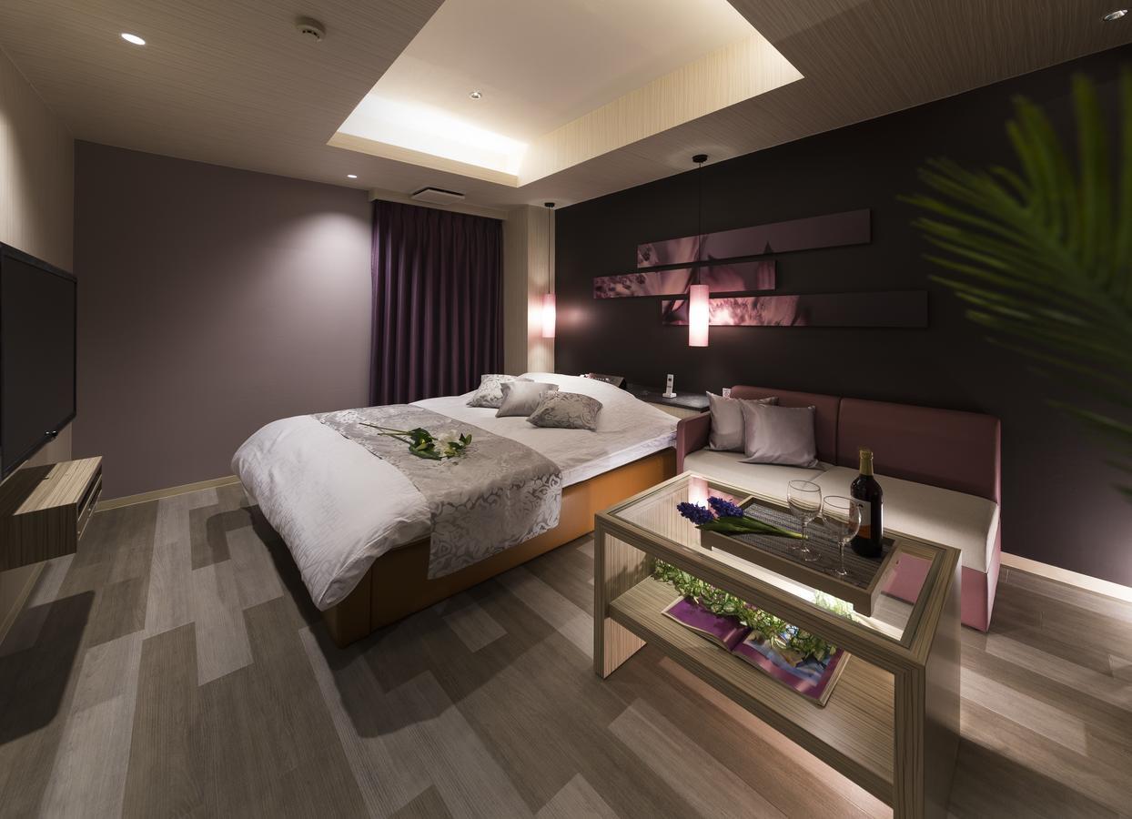 Hotel Plant Garden Resort (Adults Only) Toyokawa Luaran gambar