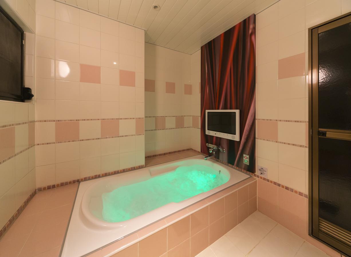 Hotel Plant Garden Resort (Adults Only) Toyokawa Luaran gambar